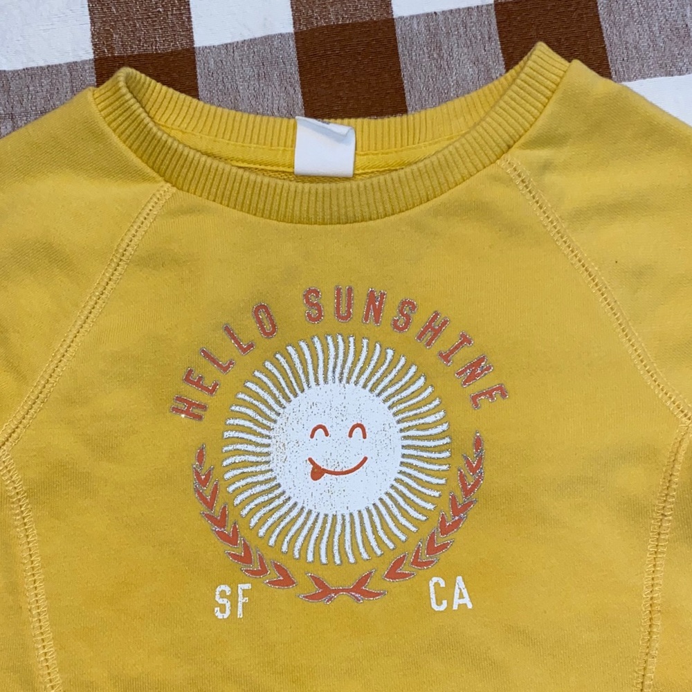 Sweatshirt